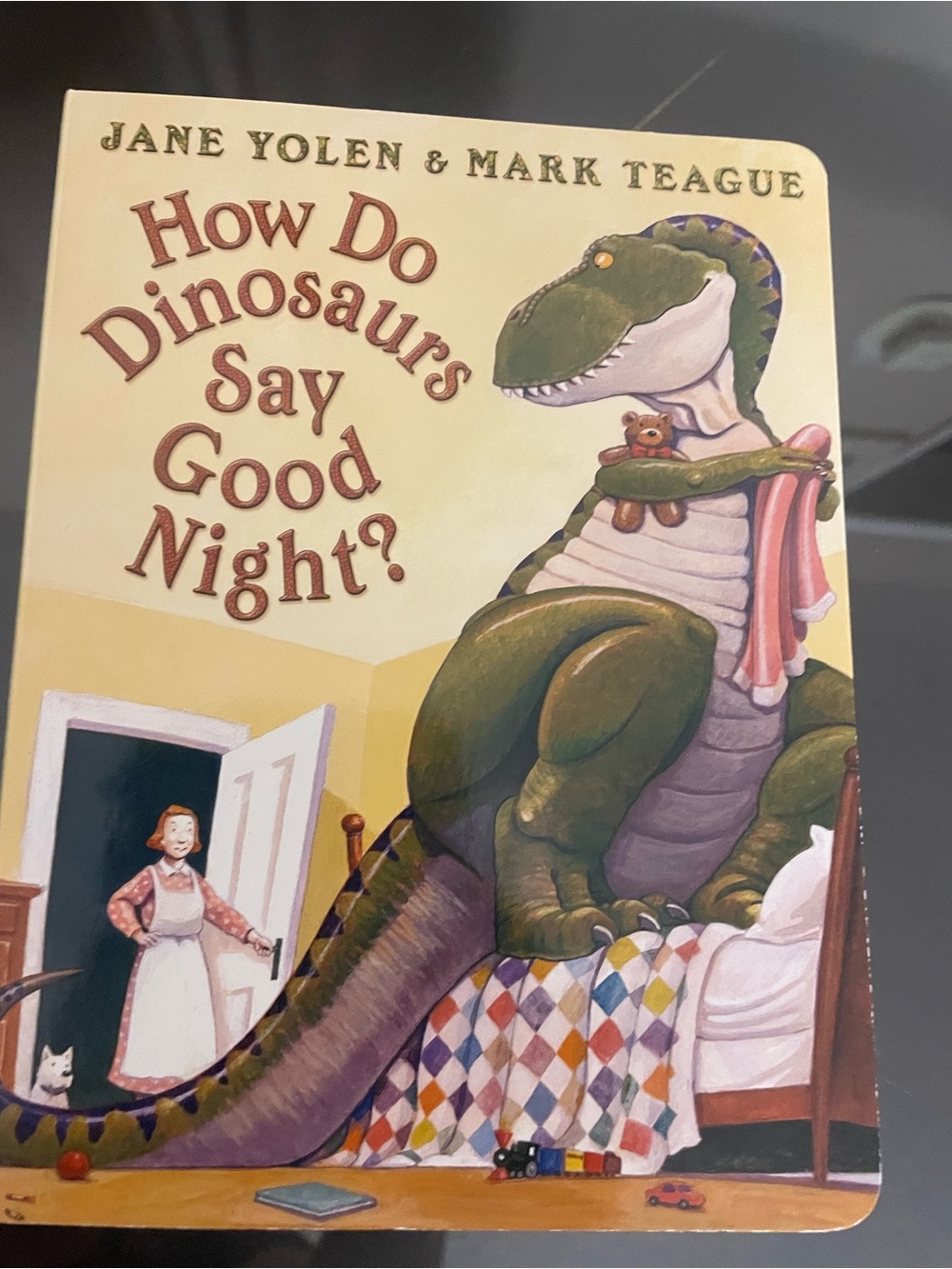 Scholastic Green Dinosaur Bedtime Picture Book